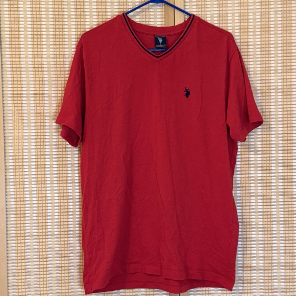US Polo Assn Men's L T Shirt Red Short Sleeve V Neck Casual Preppy Activewear
